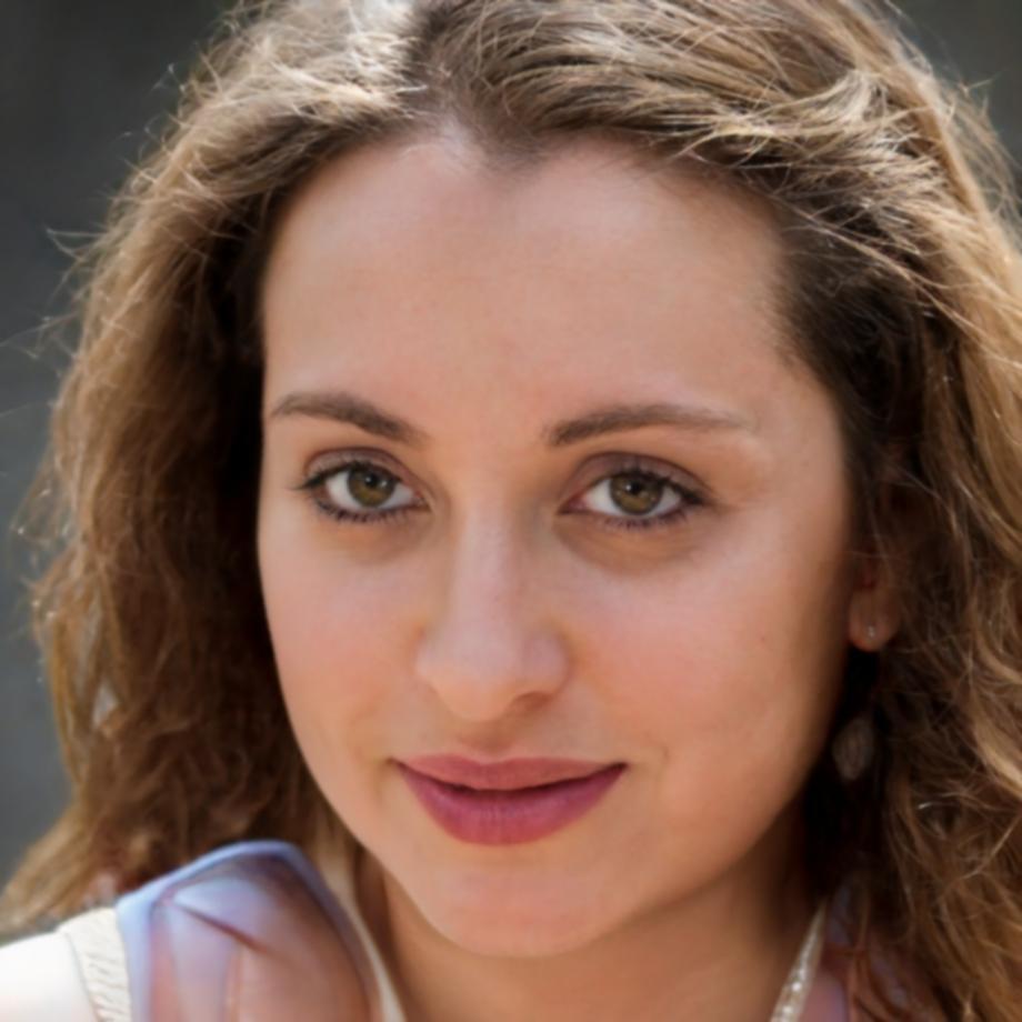 Retrato profesional de Esperanza Ruiz